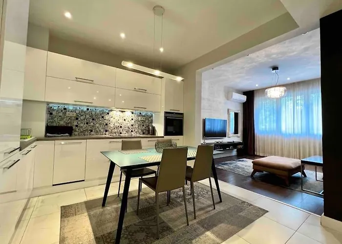 Perfectly Sumptuous Centre Apartment, 2-minute Walk From Vitosha Boulevard Apartament